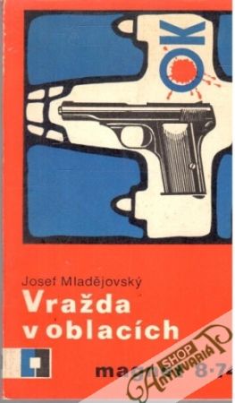 Obal knihy Vražda v oblacích